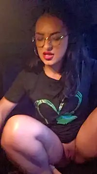 Emyra90 nude pussy Live Sex Chat & Recorded Videos