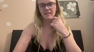 lilly020x nude pussy Live Sex Chat & Recorded Videos