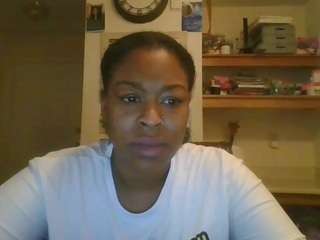 RariTheBody nude is waiting to chat with you live for FREE