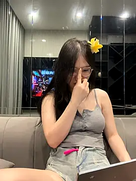 Yangying_99 nude pussy Live Sex Chat & Recorded Videos