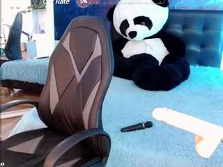 Cattaleya-Rousee nude is waiting to chat with you live for FREE