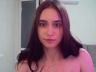 ElisabethStone nude is waiting to chat with you live for FREE