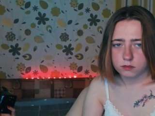 Maya-sunny nude is waiting to chat with you live for FREE