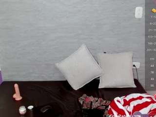 Carly-09 nude is waiting to chat with you live for FREE