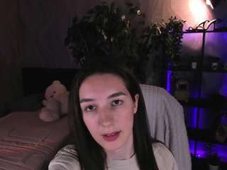 Milkywayana nude is waiting to chat with you live for FREE
