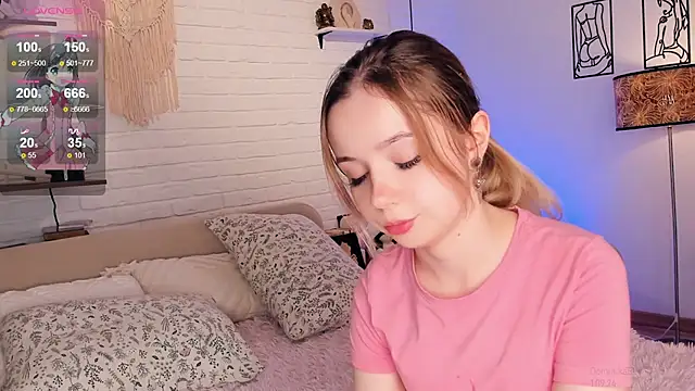 DominikaElis nude pussy Live Sex Chat & Recorded Videos