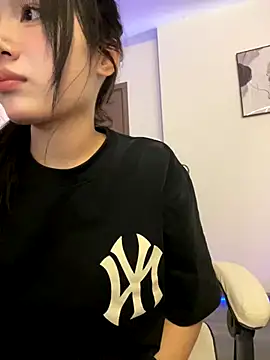 Lucky-2k6 nude pussy Live Sex Chat & Recorded Videos