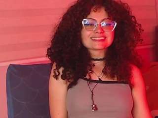 Susanbluee nude is waiting to chat with you live for FREE