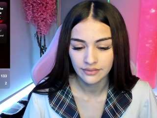 KiraMuamaar nude is waiting to chat with you live for FREE