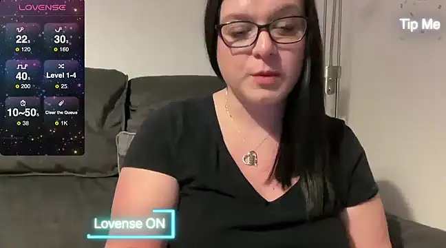 NaughtyWifeUK nude pussy Live Sex Chat & Recorded Videos