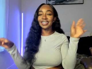 Only BuxDelight nude is waiting to chat with you live for FREE