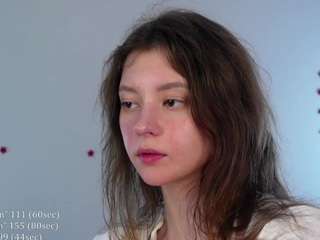 KeeleyCritchlow nude is waiting to chat with you live for FREE