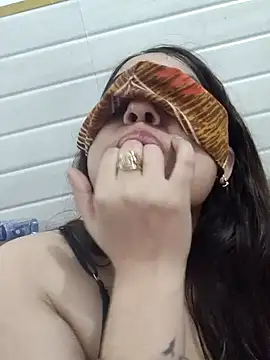 shreya1765 nude pussy Live Sex Chat & Recorded Videos