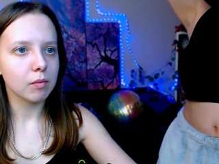 Adelinayourlove nude is waiting to chat with you live for FREE