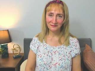 MargaretExperienced nude is waiting to chat with you live for FREE