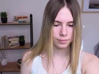 Michelle-Greenn nude is waiting to chat with you live for FREE