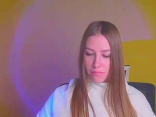 SamantaSay nude is waiting to chat with you live for FREE