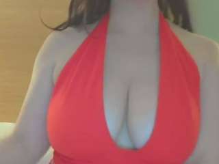 Temptress nude is waiting to chat with you live for FREE