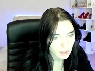 AshlynGerEee nude is waiting to chat with you live for FREE