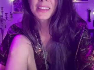 MzLaLaLondon nude is waiting to chat with you live for FREE