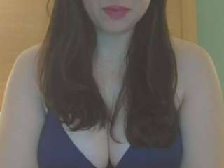 Rose nude is waiting to chat with you live for FREE
