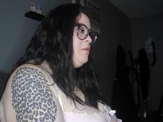 Tillymarie35 nude is waiting to chat with you live for FREE