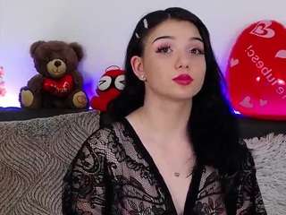AveryWillow nude is waiting to chat with you live for FREE