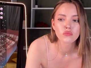 AngelHarrisonn nude is waiting to chat with you live for FREE