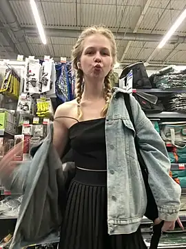 Julie_Cutie nude pussy Live Sex Chat & Recorded Videos