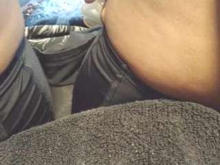 Ms. Robinson nude is waiting to chat with you live for FREE
