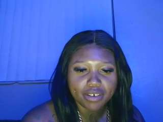 Ms_Behave nude is waiting to chat with you live for FREE