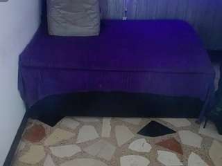 Alison-moon7 nude is waiting to chat with you live for FREE