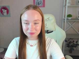 Bunny-Luvv nude is waiting to chat with you live for FREE