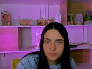 Elsa-fire nude is waiting to chat with you live for FREE