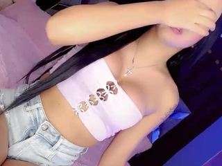TheQueensHot nude is waiting to chat with you live for FREE