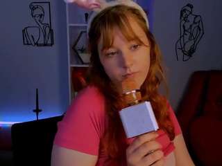 Daisy-baby12 nude is waiting to chat with you live for FREE