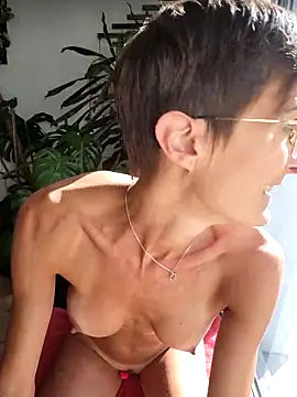 LaureLiveXX nude pussy Live Sex Chat & Recorded Videos