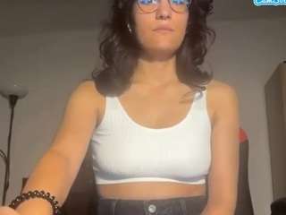 LillieMollema nude is waiting to chat with you live for FREE