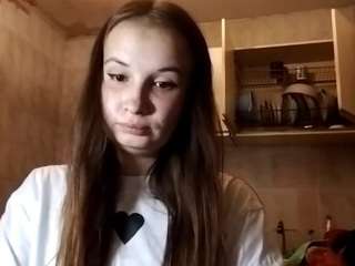 MarylouTrickett nude is waiting to chat with you live for FREE