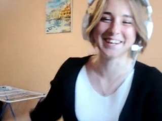 RemaBosson nude is waiting to chat with you live for FREE