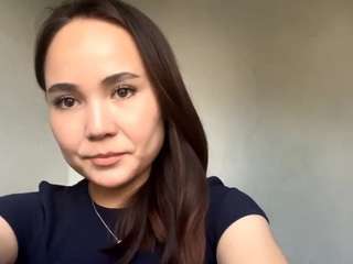 ShirlyLaunt nude is waiting to chat with you live for FREE