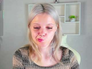 Amanda-Whi1e nude is waiting to chat with you live for FREE