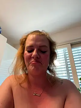 Curvyveri93 nude pussy Live Sex Chat & Recorded Videos