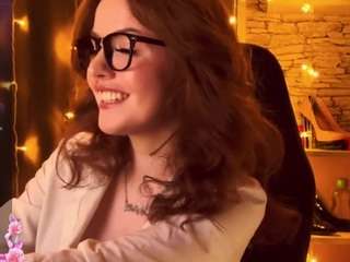 Lumi-ere nude is waiting to chat with you live for FREE