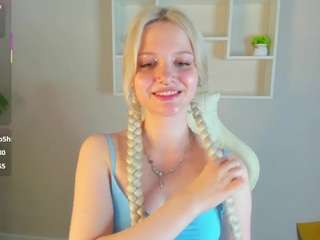 Tracey nude is waiting to chat with you live for FREE