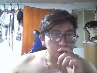 XHorusx05 nude is waiting to chat with you live for FREE