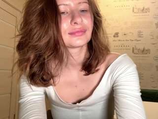 AshleeFoussell nude is waiting to chat with you live for FREE