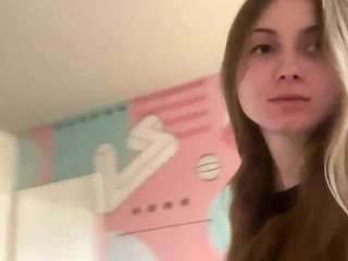 CaronHeuman nude is waiting to chat with you live for FREE