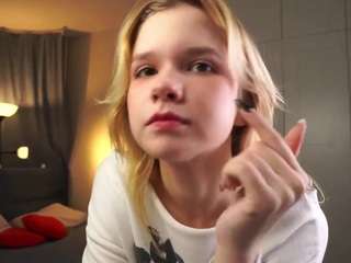 LavernKillen nude is waiting to chat with you live for FREE