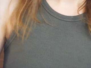 Minerva nude is waiting to chat with you live for FREE